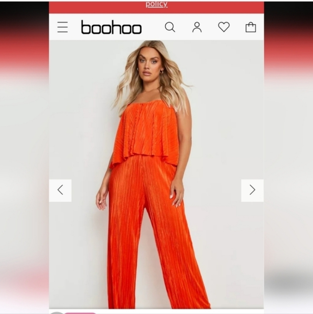 NWOT 20 BOOHOO PLISSE WIDE LEG JUMPSUIT BLACK
